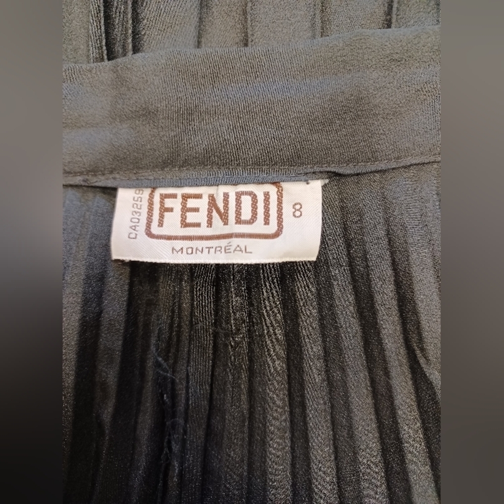 Fendi Montreal EUC Pleated Black Midi Skirt Size 8 - Picture 9 of 9